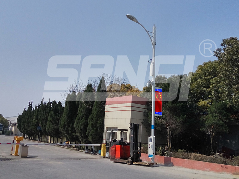 智慧路燈,智能液晶屏,環(huán)境監(jiān)控,綜合桿,一鍵報(bào)警