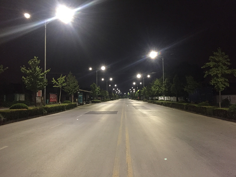 智能路燈,智能控制系統(tǒng),遠(yuǎn)程管理,效率提升