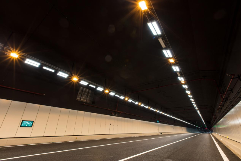 創(chuàng)新技術(shù)落地,隧道燈,開啟,智慧照明,新篇章