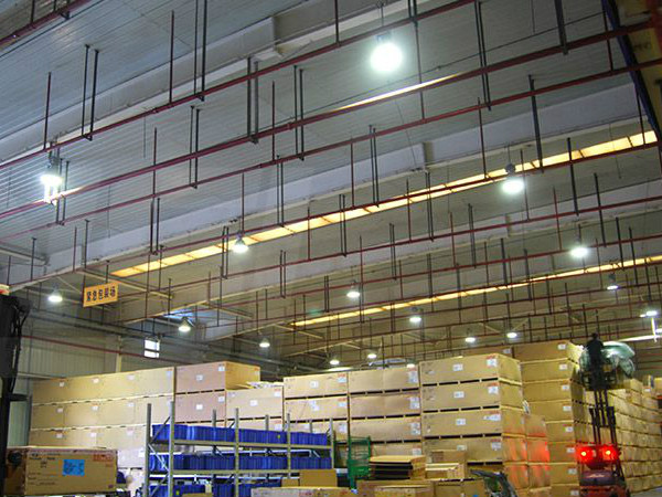 上?，F代摩比斯有限公司工礦燈