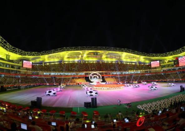 LED顯示屏,LED顯示屏廠家,LED照明廠家,照明解決方案,顯示屏解決方案